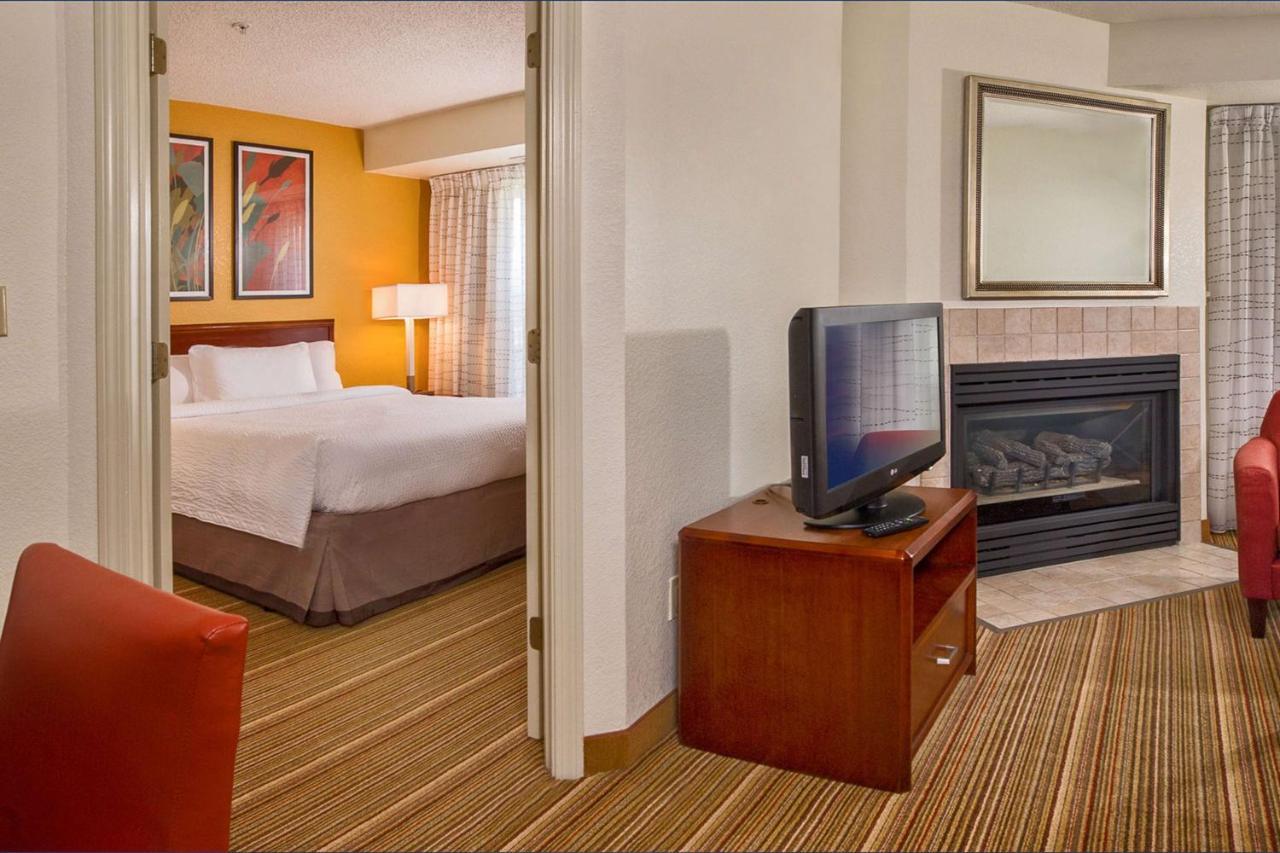 Sonesta Es Suites Charlottesville University Buitenkant foto