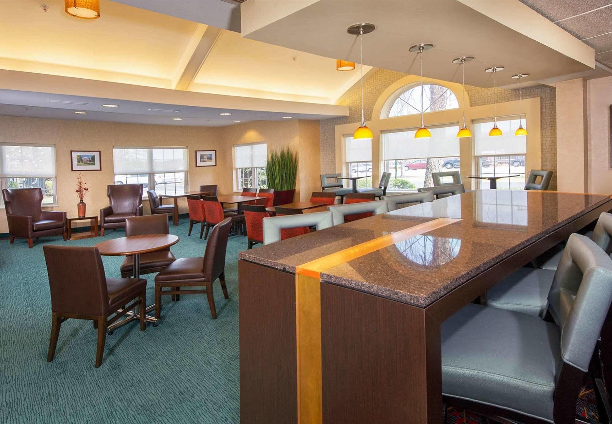 Sonesta Es Suites Charlottesville University Buitenkant foto